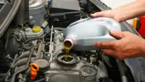 Моторна олива 5w30: технічні характеристики, стандарти якості та рекомендації з вибору для сучасних двигунів